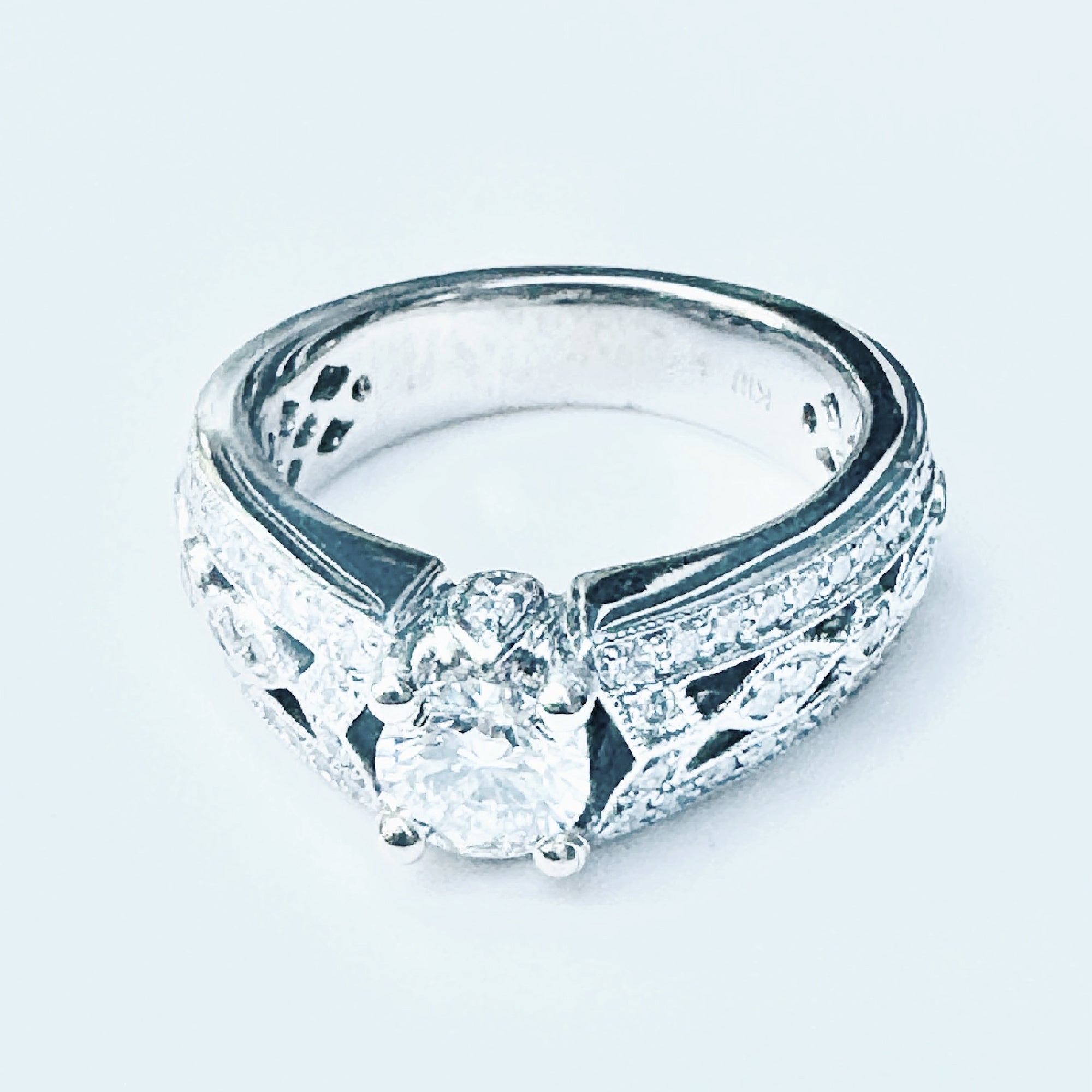 18K White Gold IGI Certified 0.60ct Lab Diamond Engagement Ring