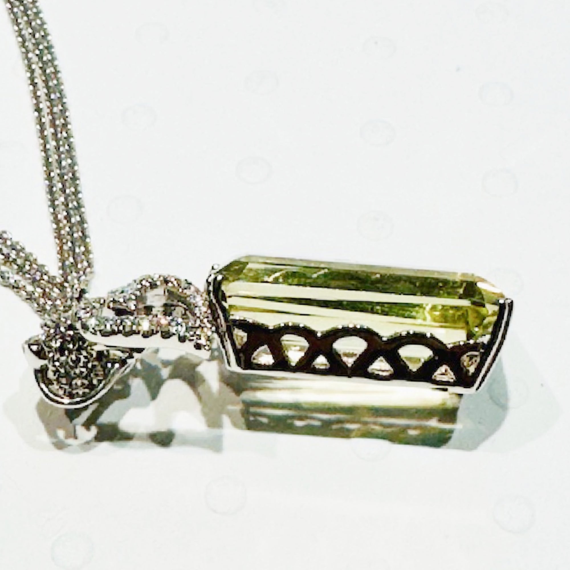 18K White Gold Lemon Citrine & Diamond Pendant Necklace - 16.37ct