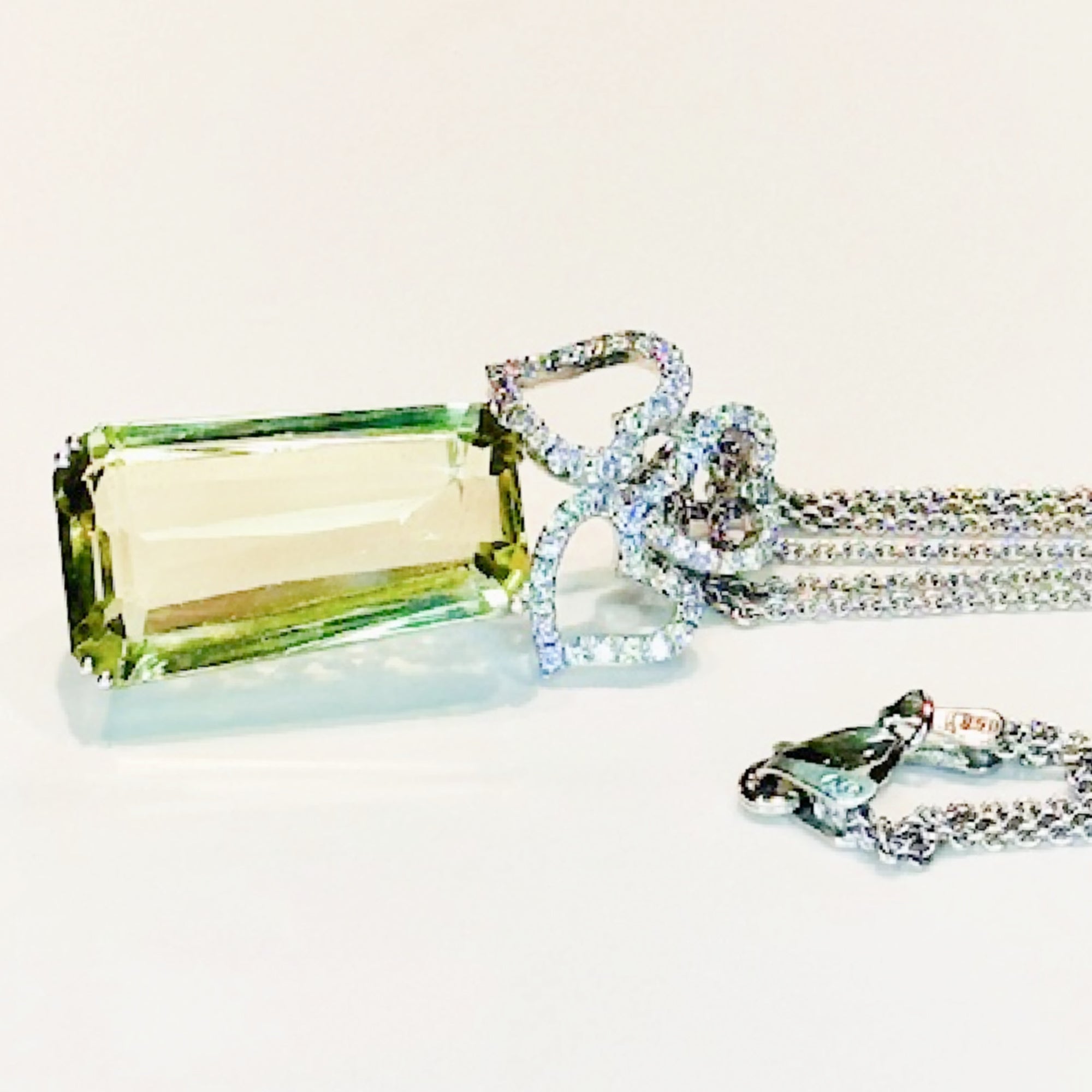 18K White Gold Lemon Citrine & Diamond Pendant Necklace - 16.37ct