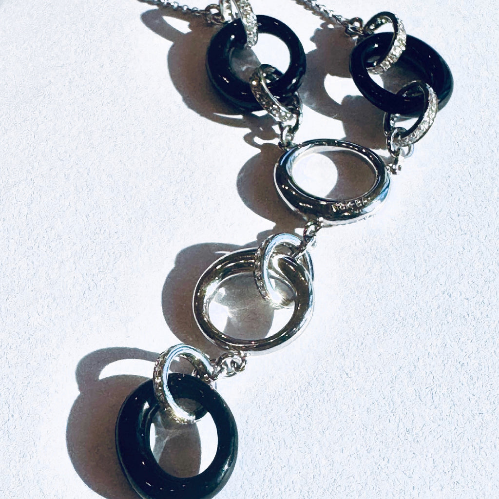 18K White Gold Diamond & Onyx Circle Necklace