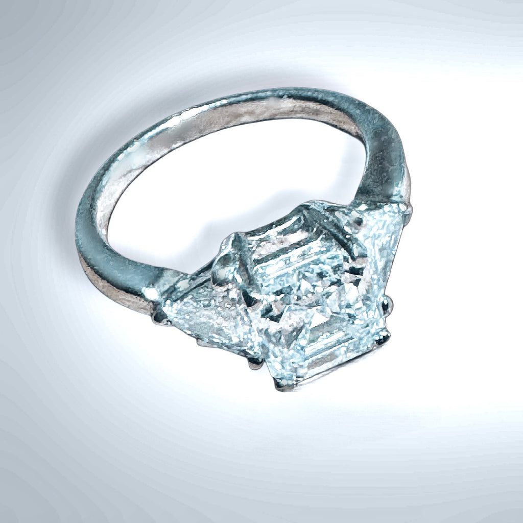 IGI Certified 2.09ct F VS1 Square Emerald Cut Lab Diamond Engagement Ring in Platinum