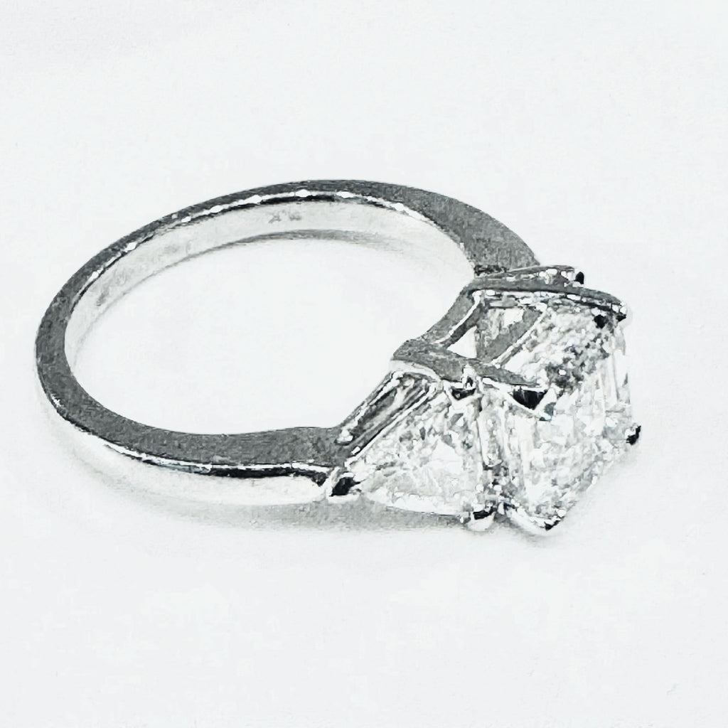 IGI Certified 2.09ct F VS1 Square Emerald Cut Lab Diamond Engagement Ring in Platinum